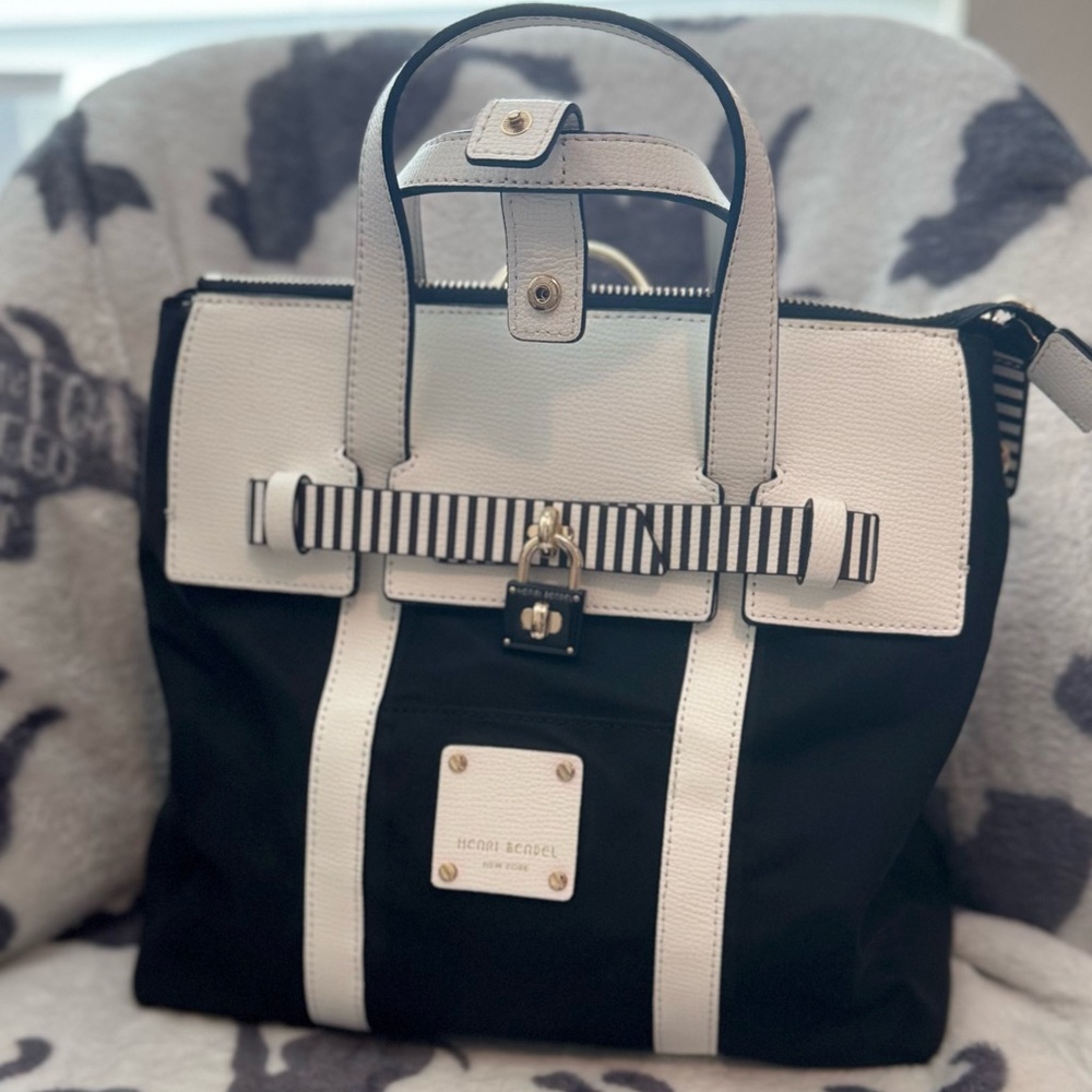 Henri Bendel Bag